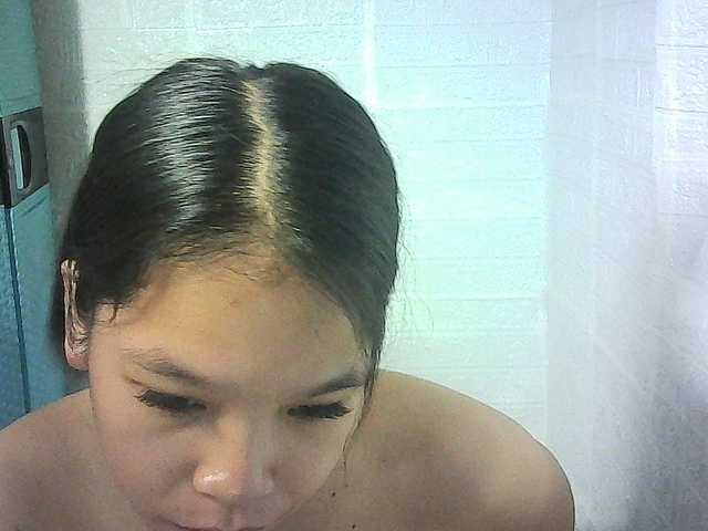 bigbooty24 live cam on BongaCams