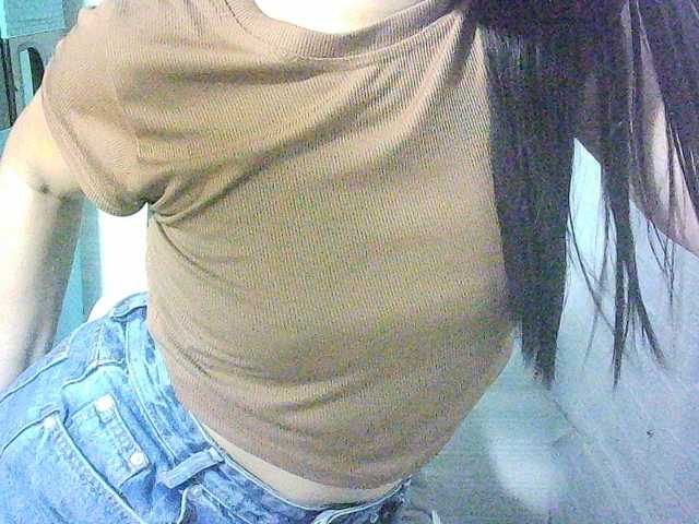bigbooty24 live cam on BongaCams