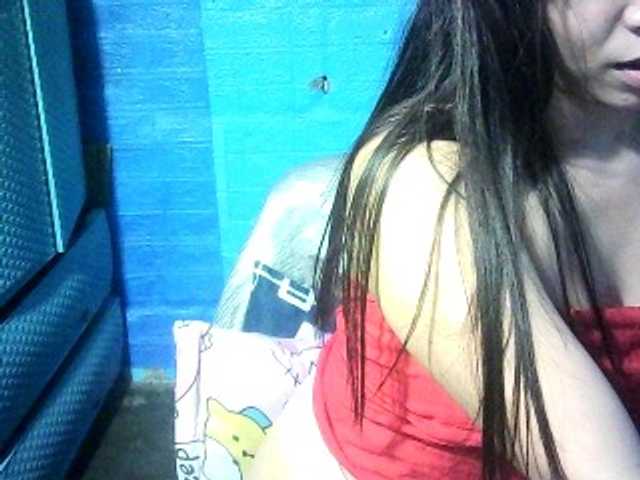 bigbooty24 live cam on BongaCams