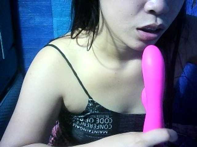 bigbooty24 live cam on BongaCams