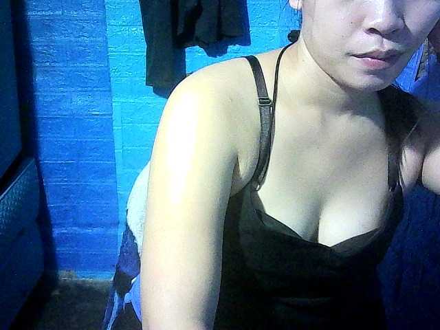 bigbooty24 live cam on BongaCams