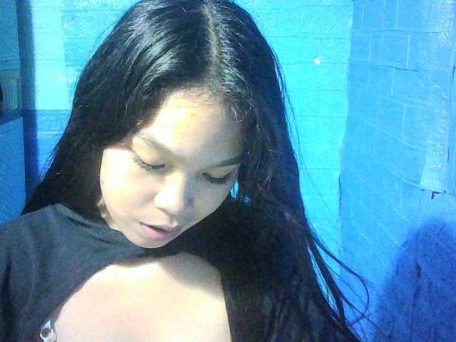 bigbooty24 live cam on BongaCams