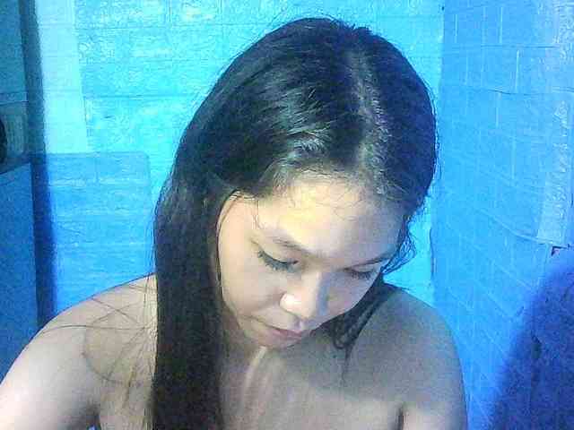 Velvetkiss24 webcam