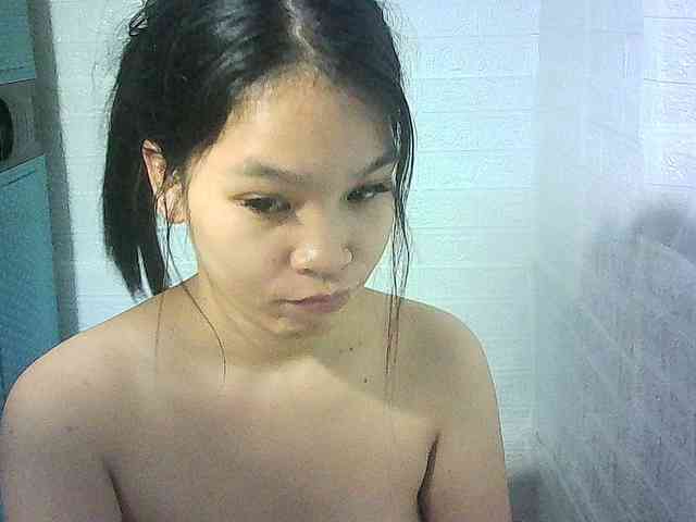 Velvetkiss24 webcam