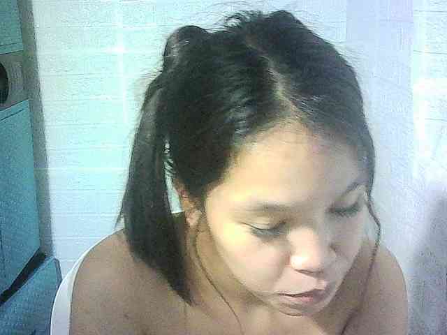 Velvetkiss24 webcam