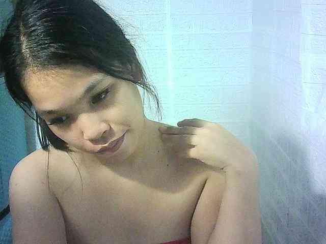 Velvetkiss24 webcam