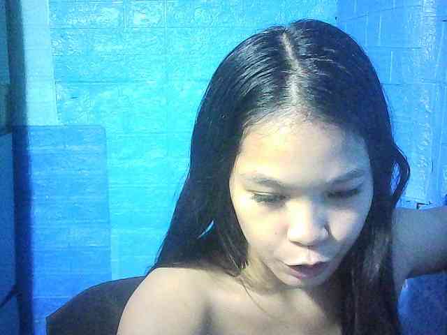 Velvetkiss24 webcam