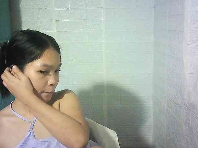 Velvetkiss24 webcam