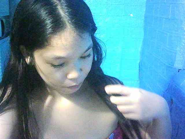 Velvetkiss24 webcam