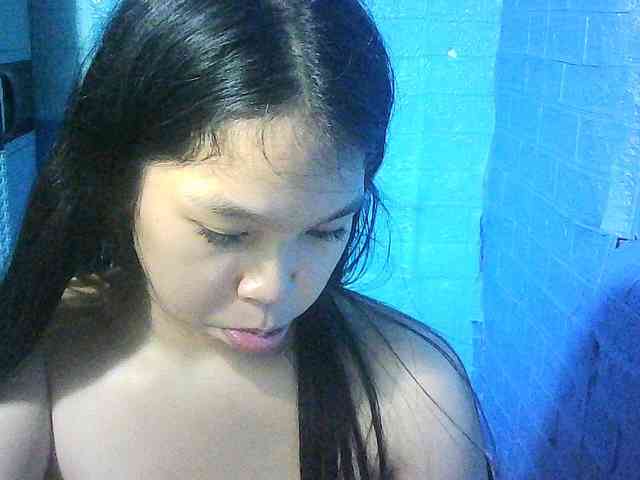Velvetkiss24 webcam