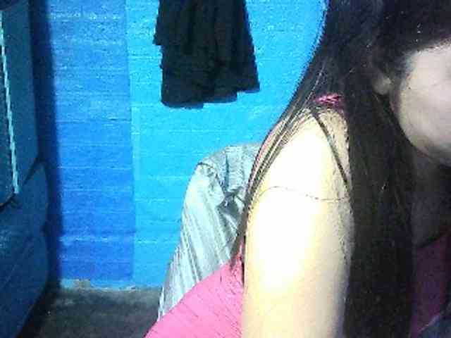 bigbooty24 webcam