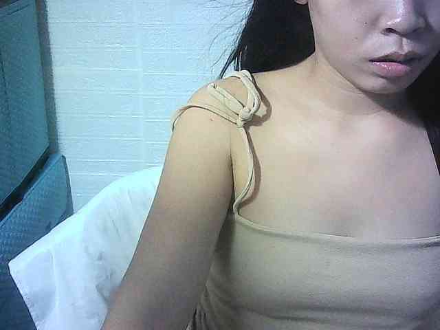 Velvetkiss24 webcam