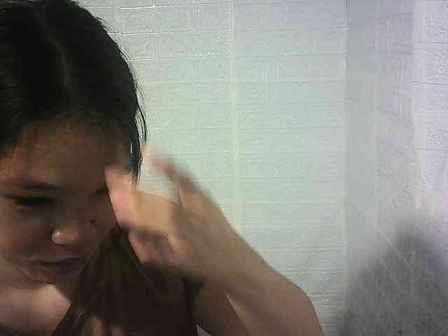 Velvetkiss24 webcam