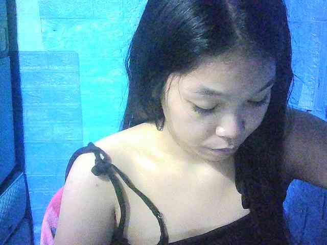 Velvetkiss24 webcam