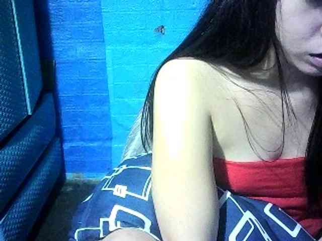 bigbooty24 webcam