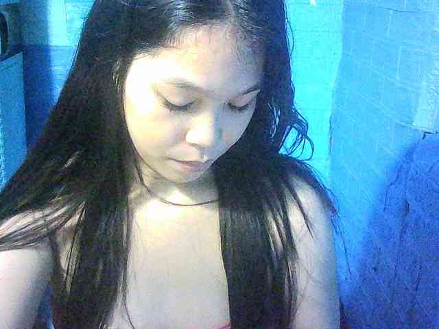 Velvetkiss24 webcam