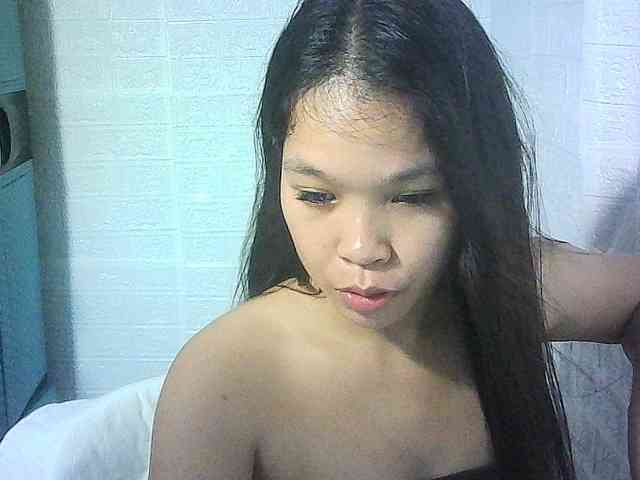 Velvetkiss24 webcam