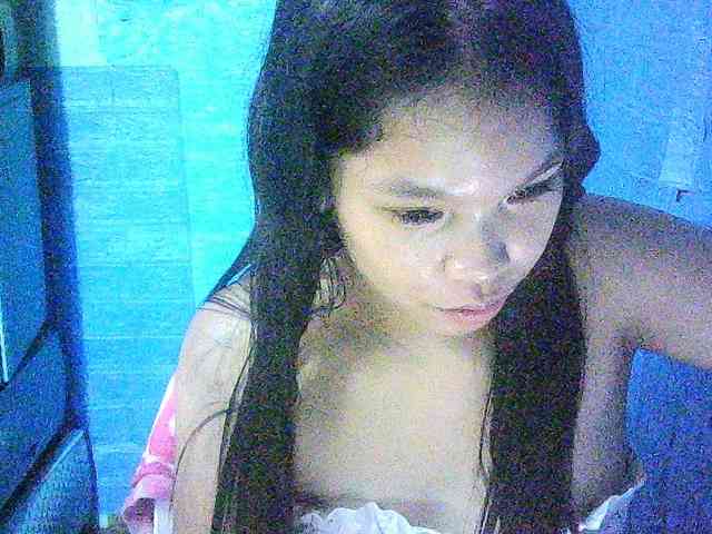 Velvetkiss24 webcam