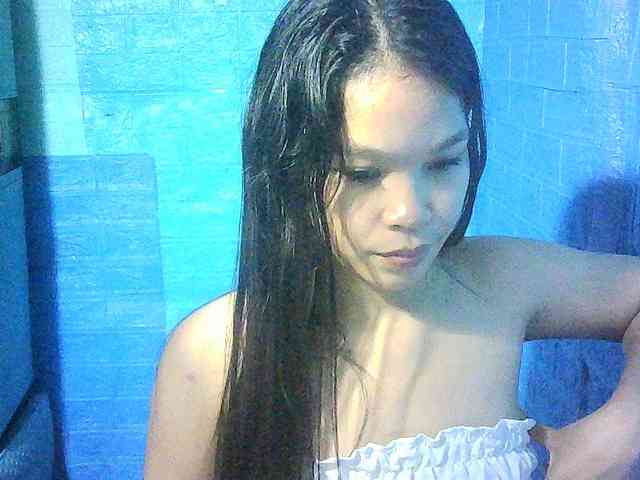 Velvetkiss24 webcam