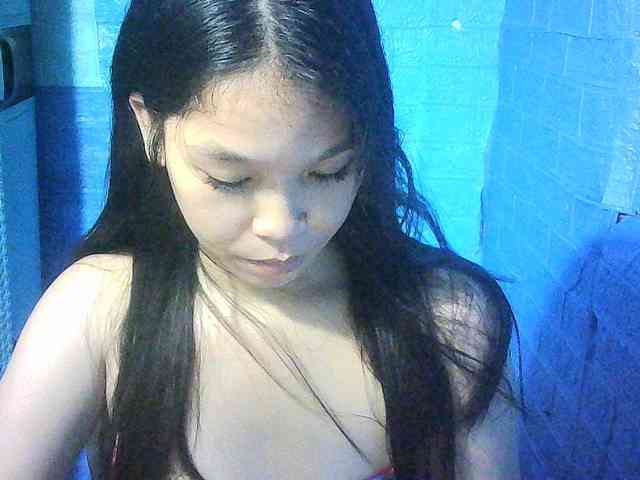 Velvetkiss24 webcam