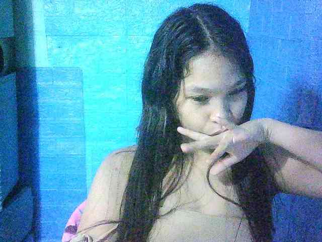 Velvetkiss24 webcam