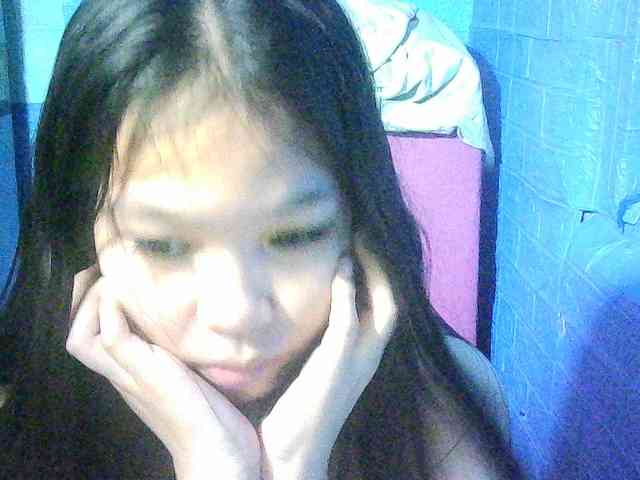 Velvetkiss24 webcam