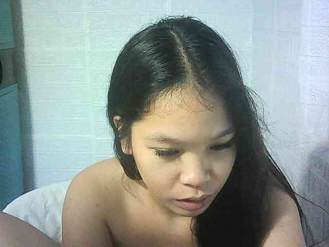 Velvetkiss24 webcam