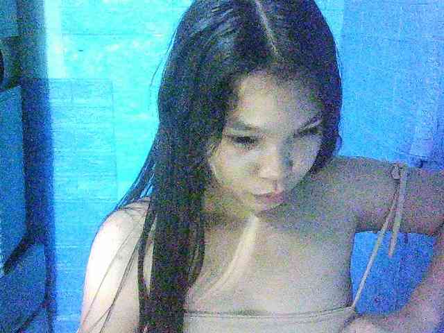 Velvetkiss24 webcam