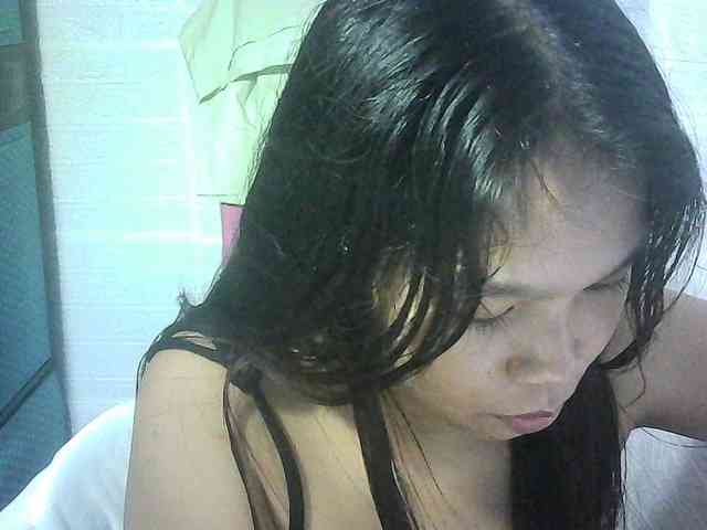 Velvetkiss24 webcam