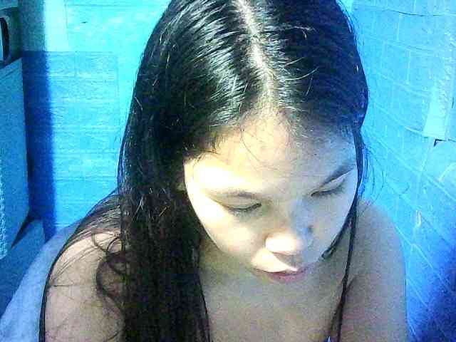 Velvetkiss24 webcam