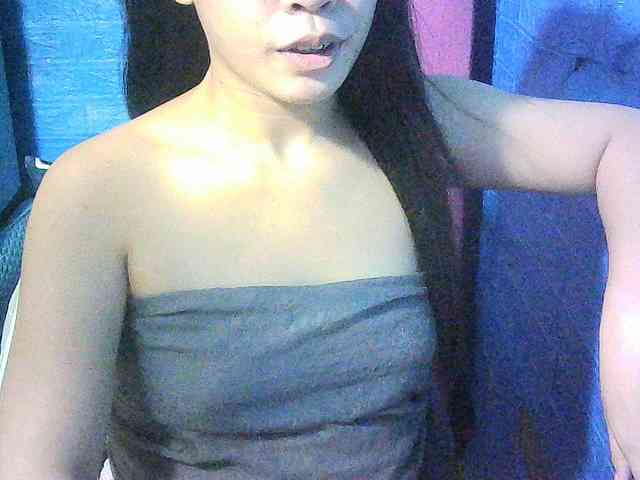 Velvetkiss24 webcam