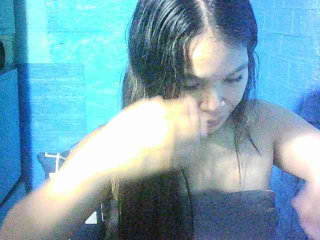 Velvetkiss24 webcam