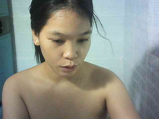 Velvetkiss24 webcam