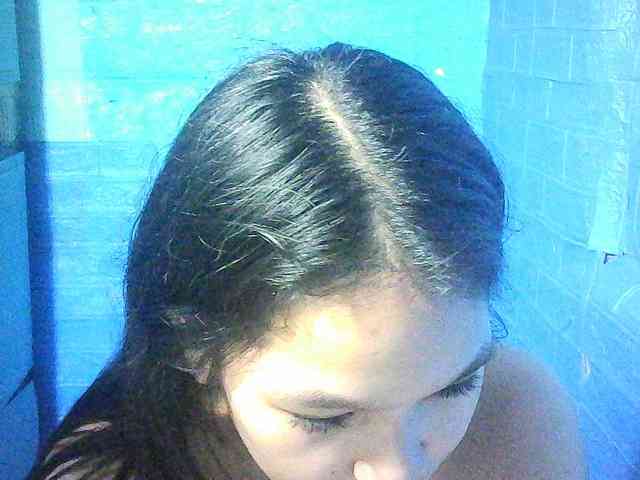 Velvetkiss24 webcam