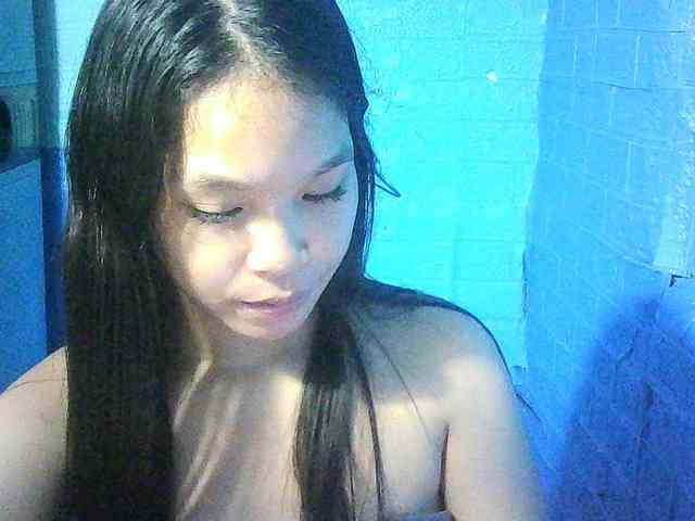 Velvetkiss24 webcam