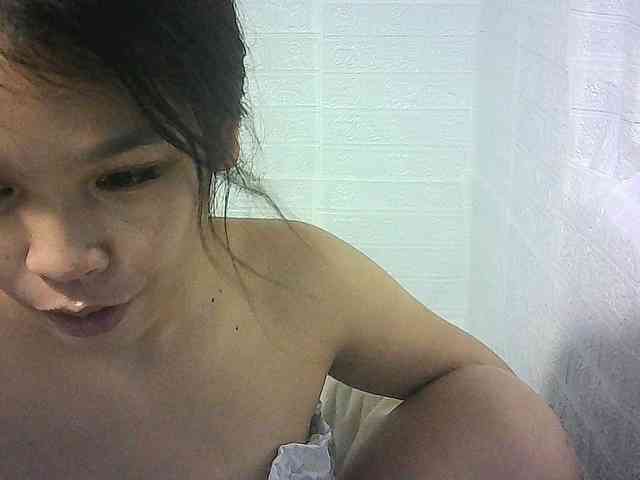 Velvetkiss24 webcam