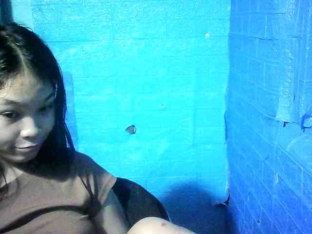Velvetkiss24 webcam