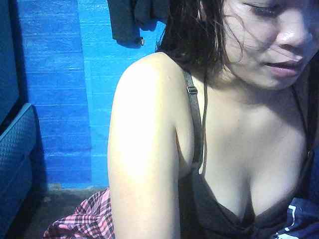 bigbooty24 webcam