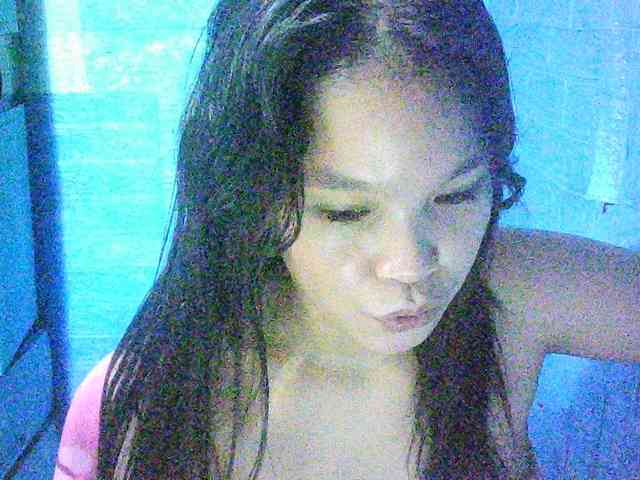 Velvetkiss24 webcam
