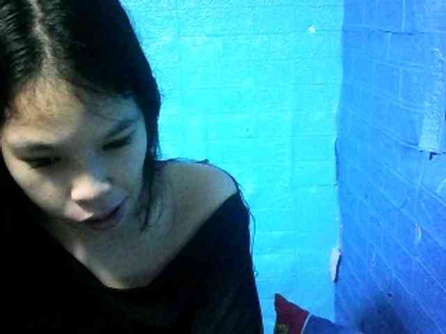 Velvetkiss24 webcam