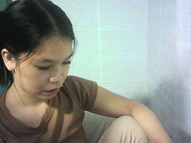 Velvetkiss24 webcam