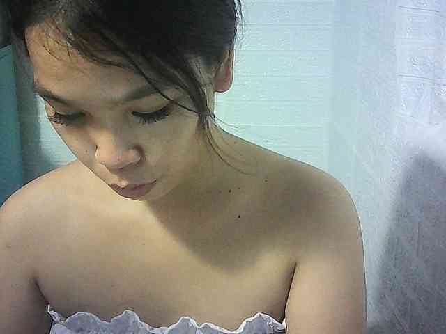 Velvetkiss24 webcam