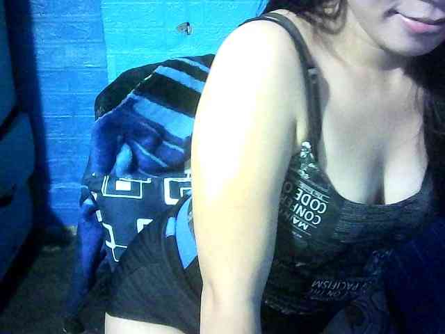 bigbooty24 webcam