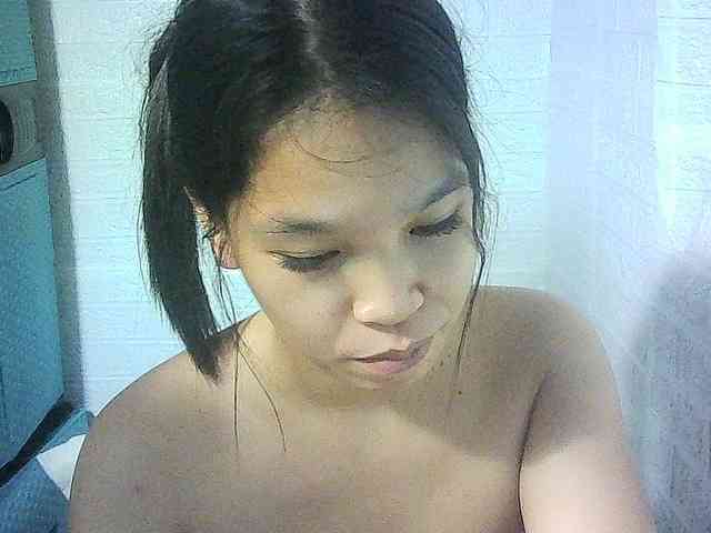 Velvetkiss24 webcam