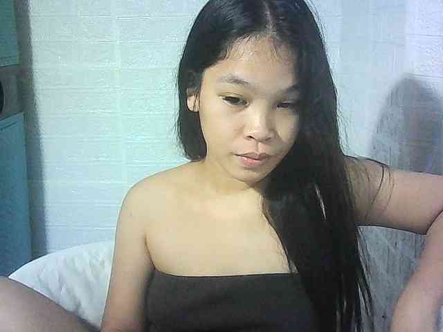 Velvetkiss24 webcam