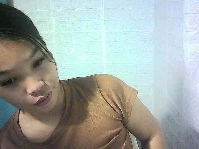 Velvetkiss24 webcam