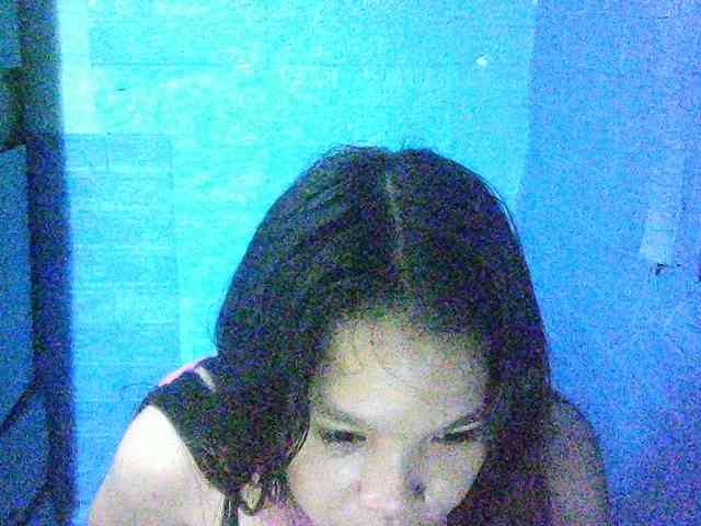 Velvetkiss24 webcam