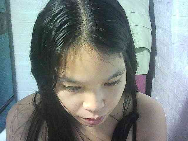 Velvetkiss24 webcam