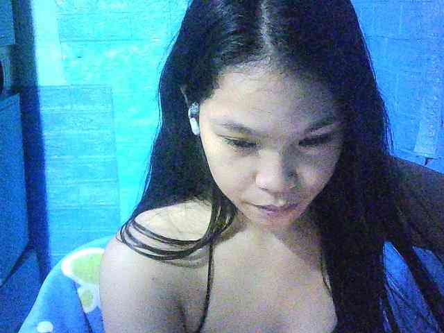 Velvetkiss24 webcam