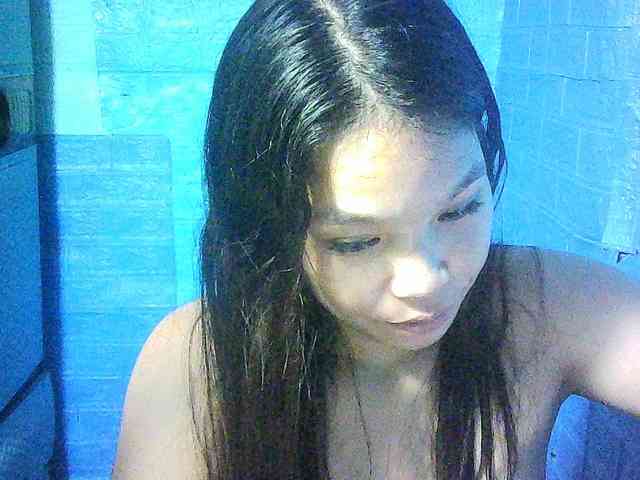 Velvetkiss24 webcam